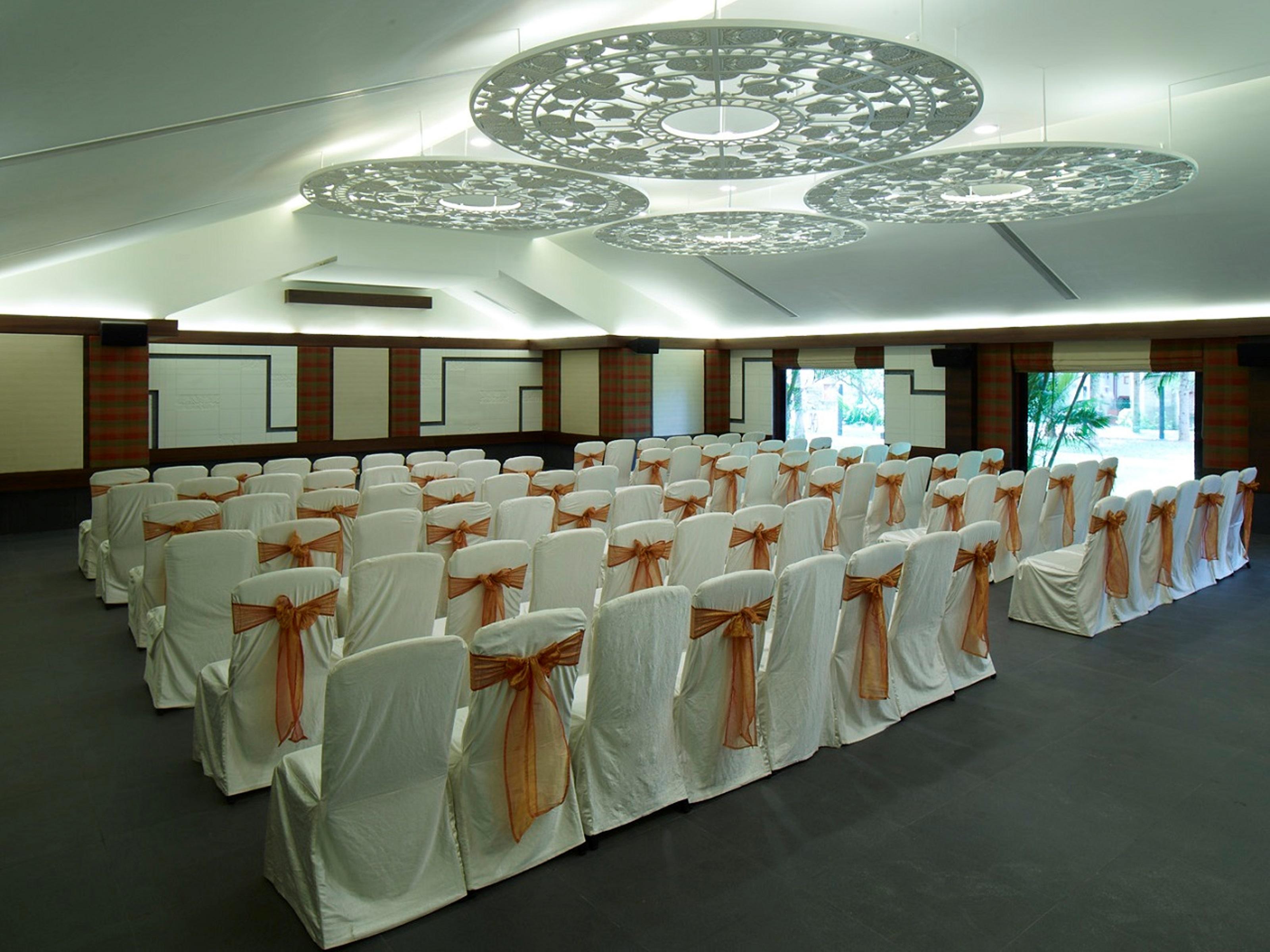 Radisson Blu Resort Temple Bay Mamallapuram ภายนอก รูปภาพ The ballroom