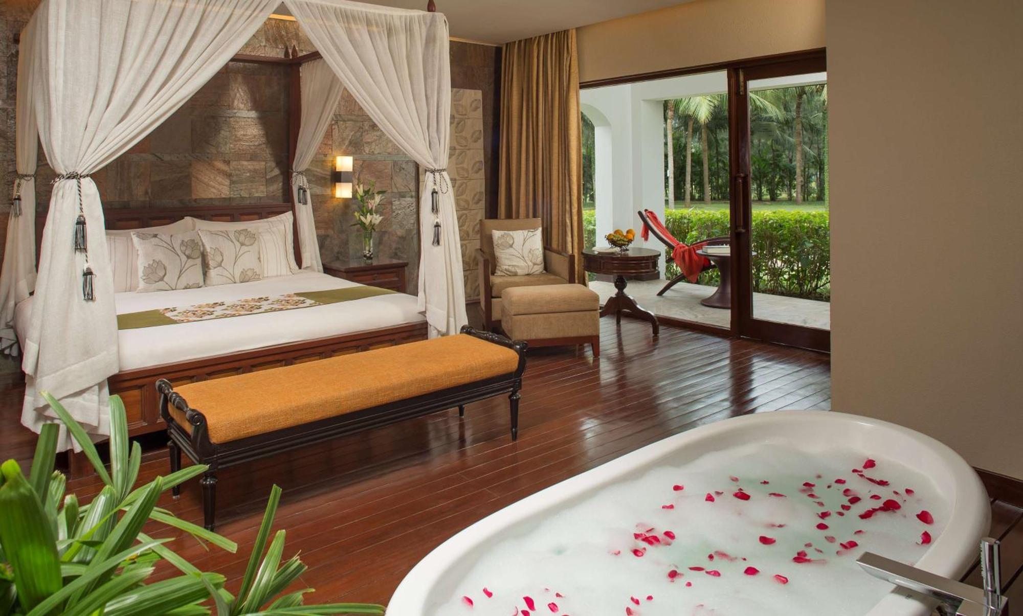 Radisson Blu Resort Temple Bay Mamallapuram ภายนอก รูปภาพ