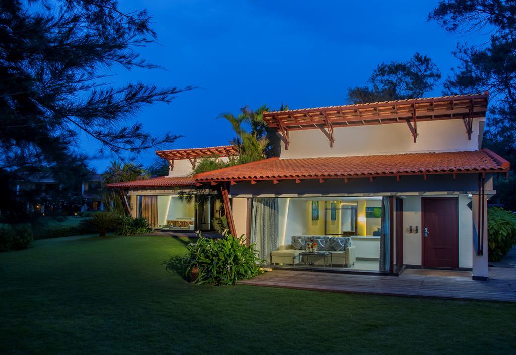 Radisson Blu Resort Temple Bay Mamallapuram ภายนอก รูปภาพ Villa in the community